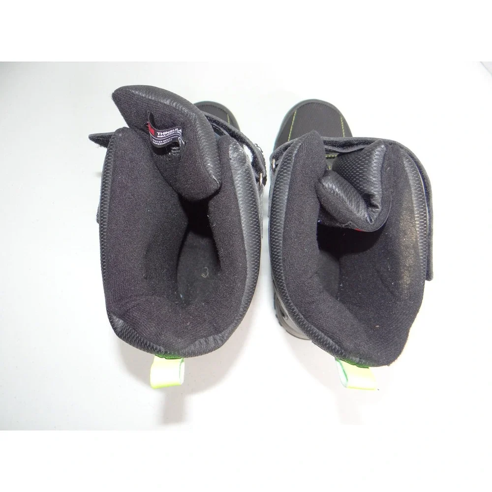 Totes Shaun Youth Black Neon Green 200g Thinsulate Water Resistant Snow Boots 5